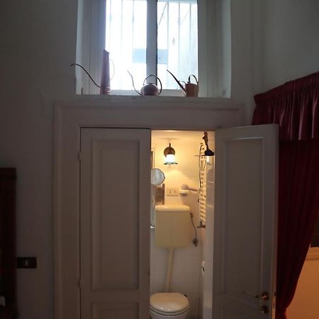 Storia Di Sofia Apartment Наполи Екстериор снимка