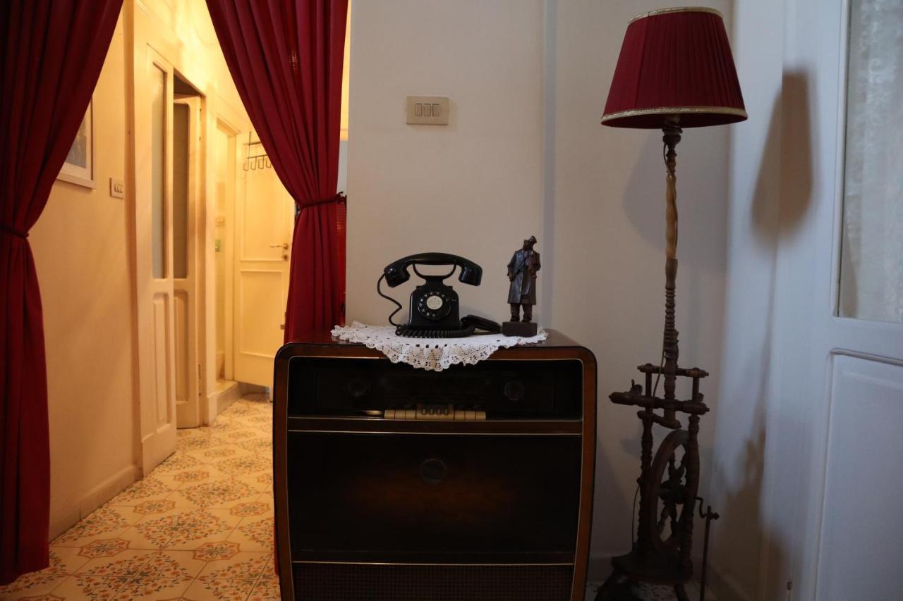 Storia Di Sofia Apartment Наполи Екстериор снимка