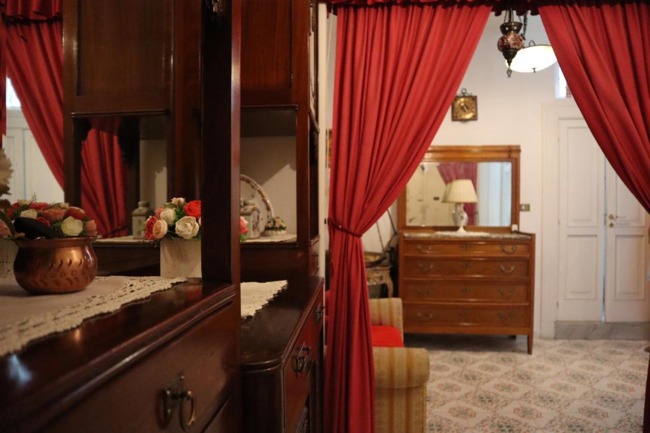 Storia Di Sofia Apartment Наполи Екстериор снимка
